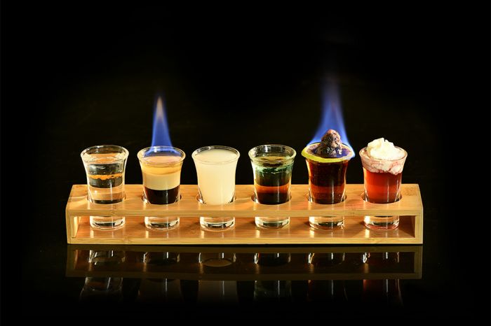 雞尾酒實(shí)體店技術(shù)班