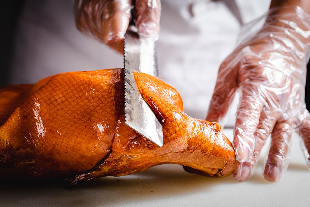 老北京傳統(tǒng)烤鴨實(shí)體店技術(shù)班