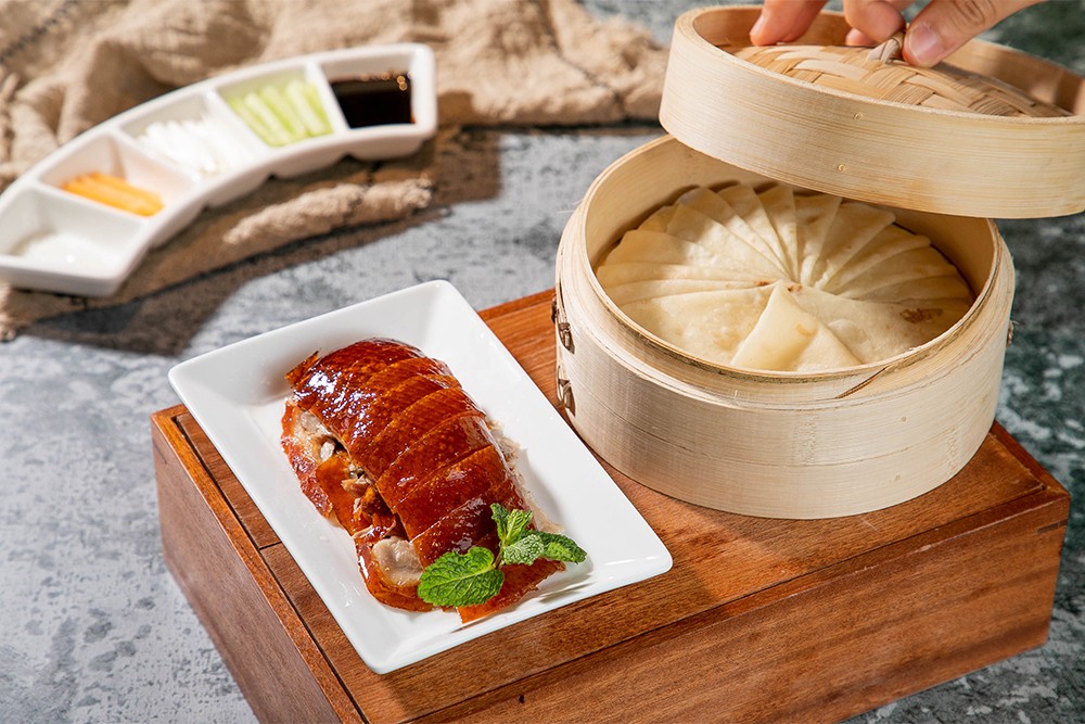 老北京傳統(tǒng)烤鴨實(shí)體店技術(shù)班