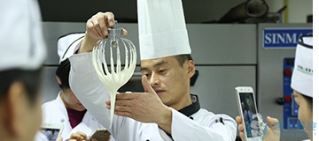 西點學(xué)員上課花絮(圖34)