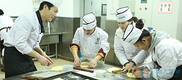 西點學(xué)員上課花絮(圖42)