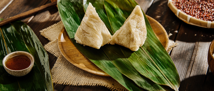 端午節(jié)包粽子,牢記“四點竅門”(圖1) 攝圖網(wǎng)_501758412_wx_中國風(fēng)端午節(jié)粽子(企業(yè)商用) (1).jpg